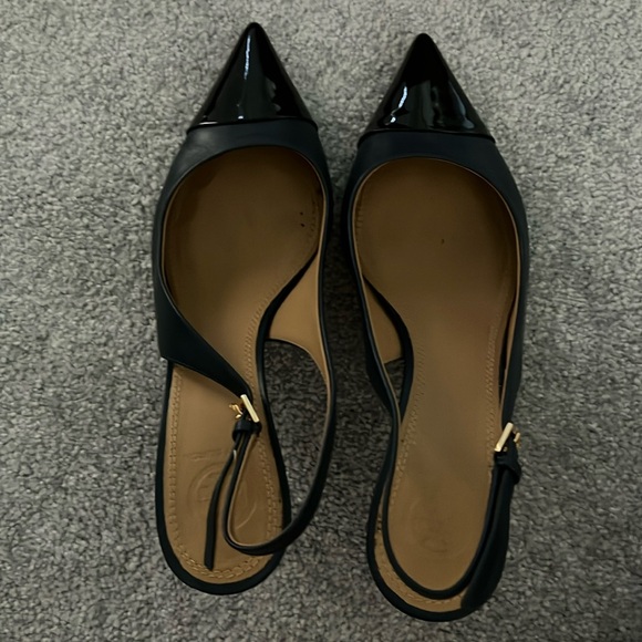 Tory Burch Shoes - Tory Burch Fabulous Condition Shoes. Size 8!